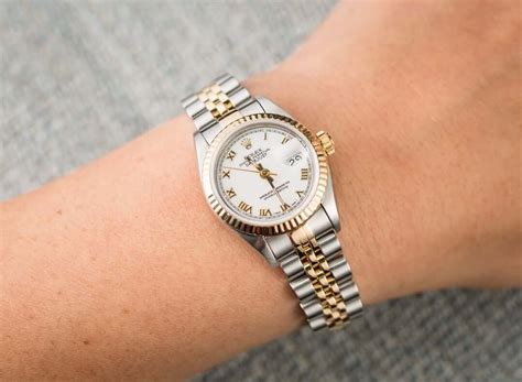 rolex lady datejust 26mm two tone|rolex lady datejust horloge.